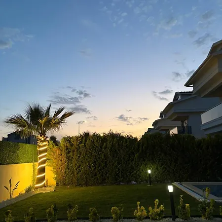 Serenitygardenholiday 8 Villa