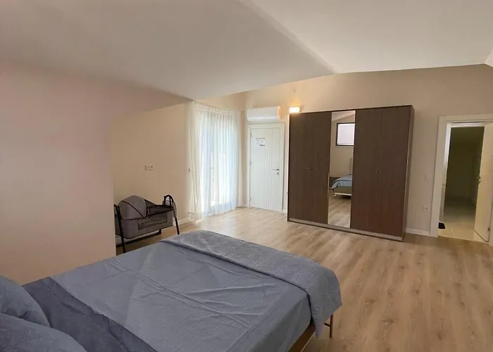 Serenitygardenholiday 8