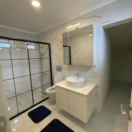 빌라 Serenitygardenholiday 8