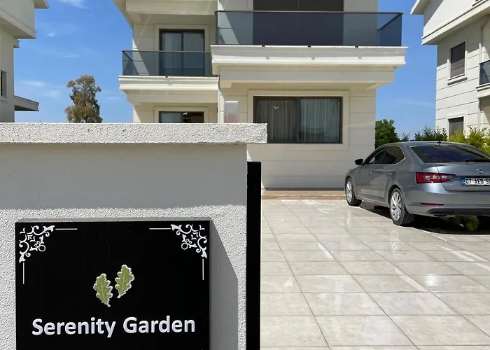 Villa Serenitygardenholiday 8 *